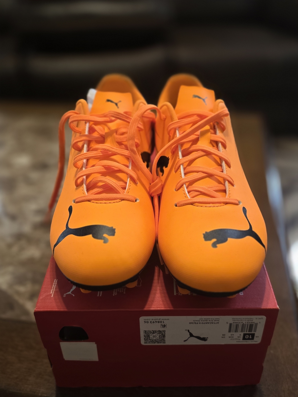 Puma Men’s Orange Performance Soccer Shoes - Picture 3 of 6